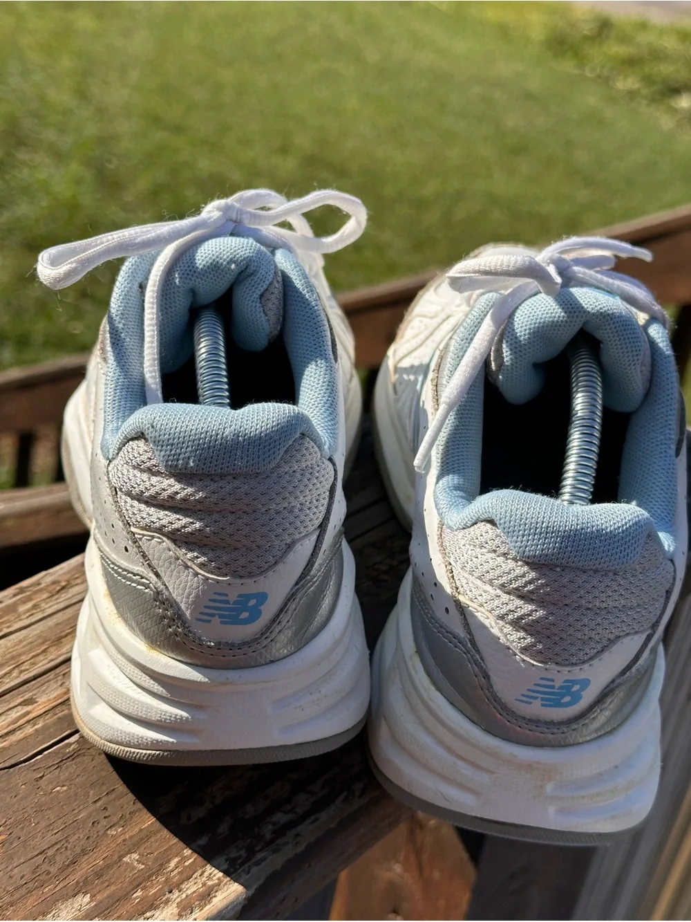 New Balance 409 Womens 9.5 Walking Shoes White Blue Silver